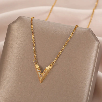 Fashion Geometric Titanium Steel Plating Zircon Necklace