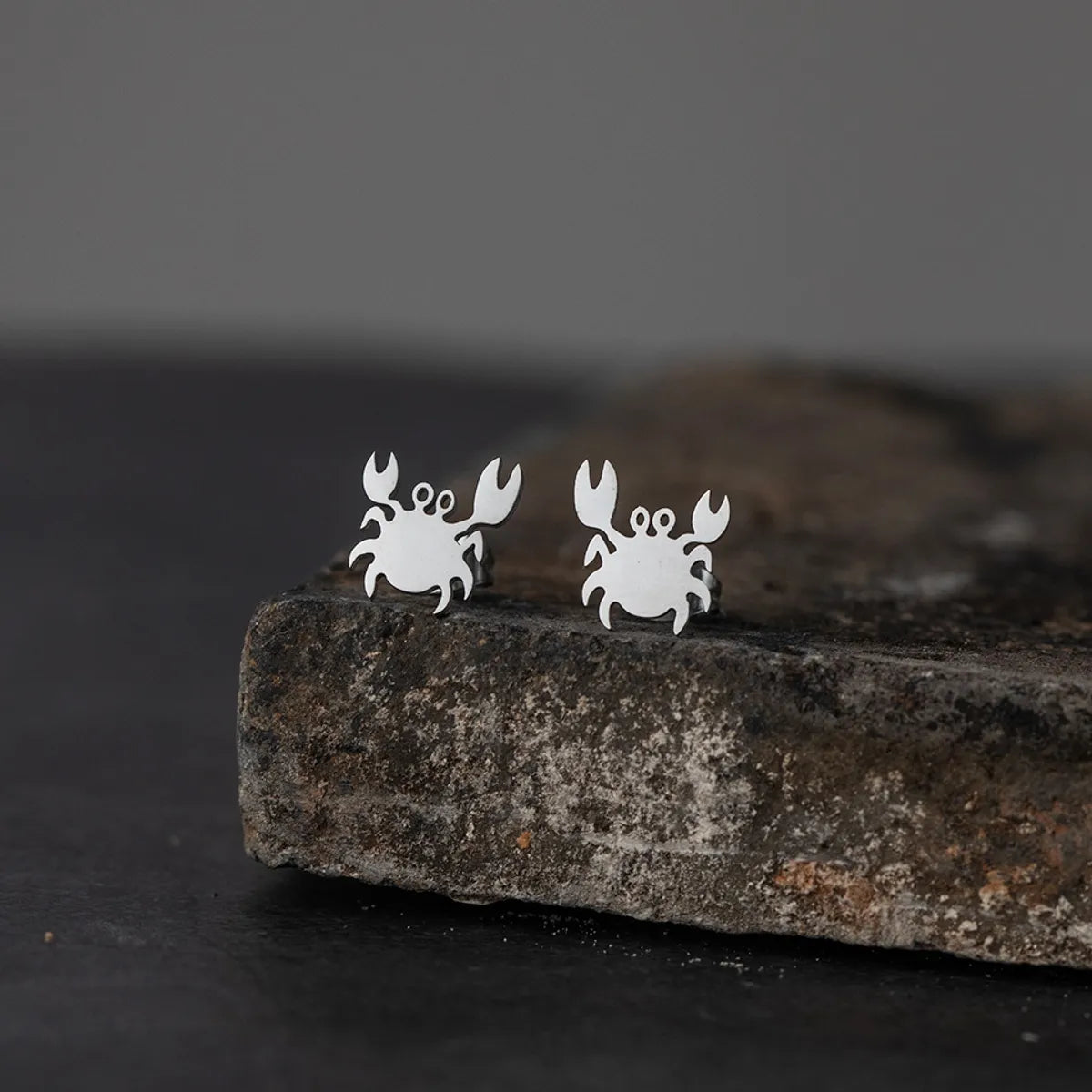 Simple Style Crab Alloy No Inlaid Earrings Ear Studs