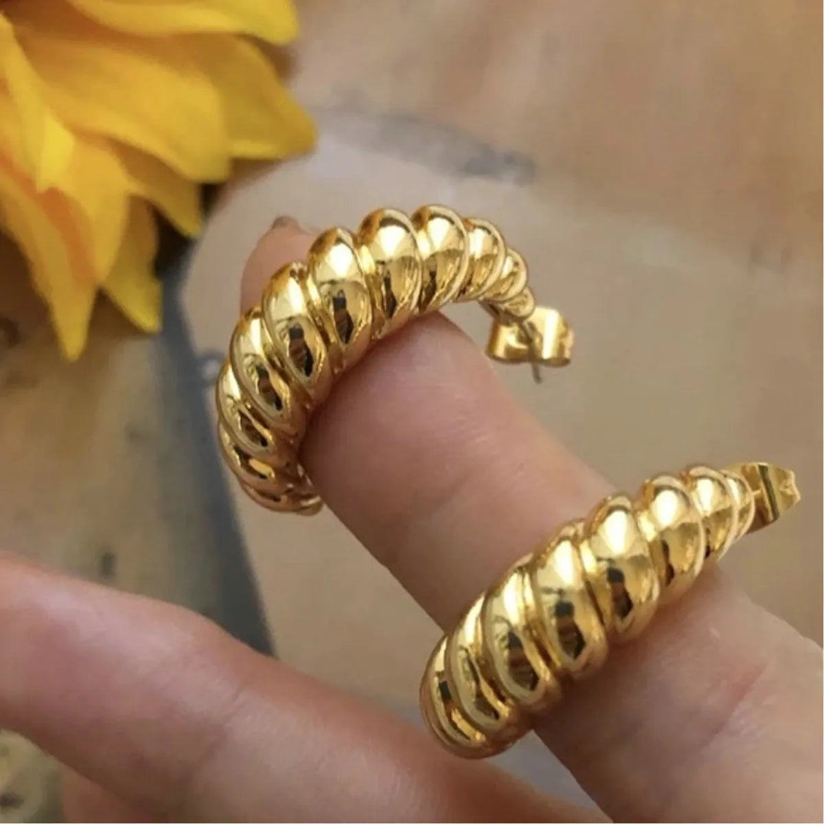 Fashion Gold-plated Stainless Steel Croissant Bag Hoop Earrings