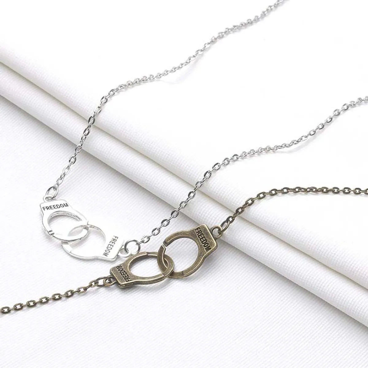 Fashion Handcuffs Alloy Plating Couple Necklace 1 Piece