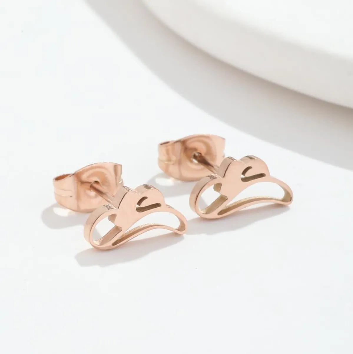 1 Pair Fashion Hat Bow Knot Irregular Plating Hollow Out 304 Stainless Steel 18K Gold Plated Ear Studs