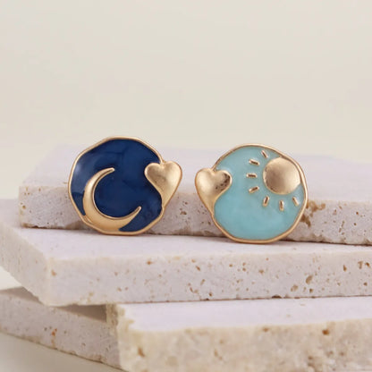 Fashion Heart Shape Alloy Asymmetrical Metal Ear Studs