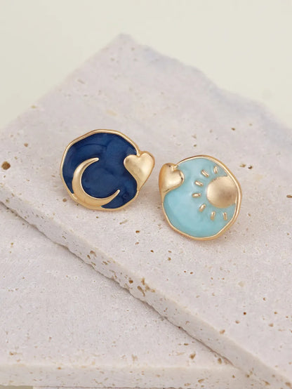 Fashion Heart Shape Alloy Asymmetrical Metal Ear Studs