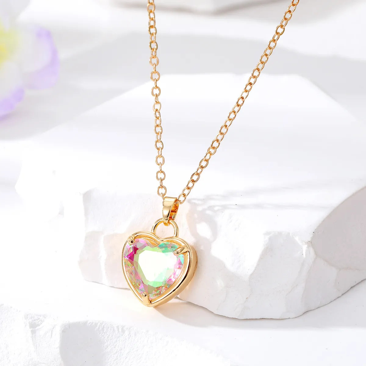 Fashion Heart Shape Alloy Inlay Artificial Crystal Women's Pendant Necklace 1 Piece