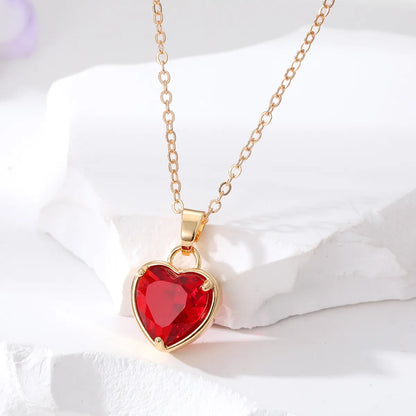 Fashion Heart Shape Alloy Inlay Glass Women'S Pendant Necklace 1 Piece