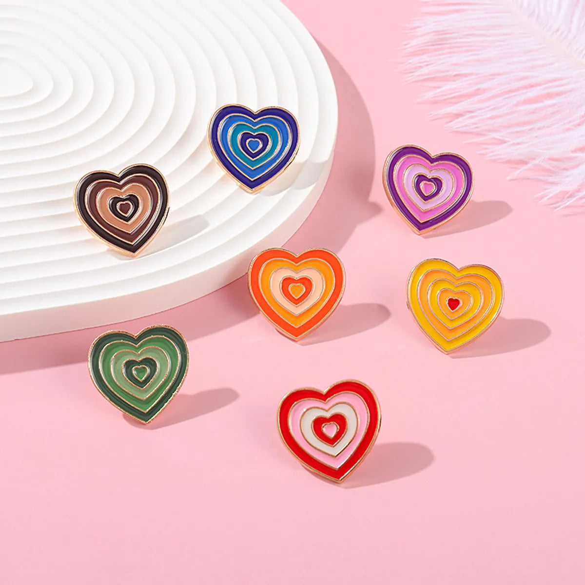 Fashion Heart Shape Alloy Plating Unisex Brooches