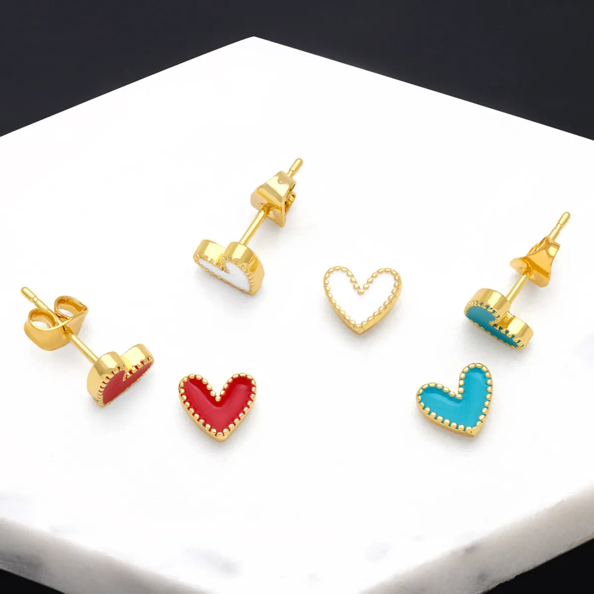 Fashion Heart Shape Copper Plating Ear Studs 1 Pair