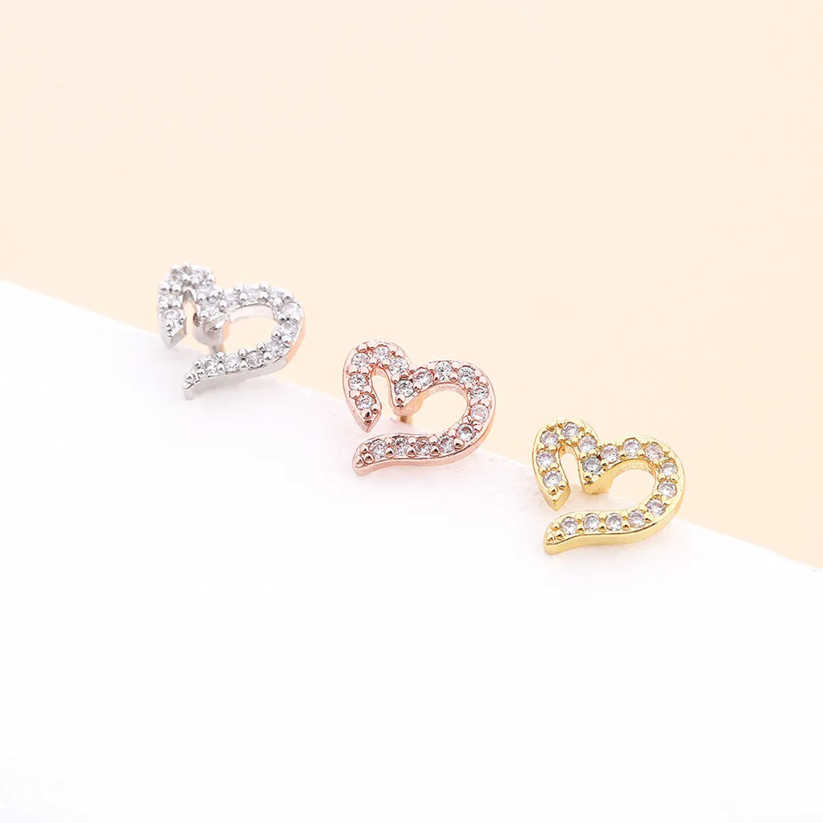 Fashion Heart Shape Flower Stainless Steel Copper Plating Inlay Zircon Ear Studs 1 Piece