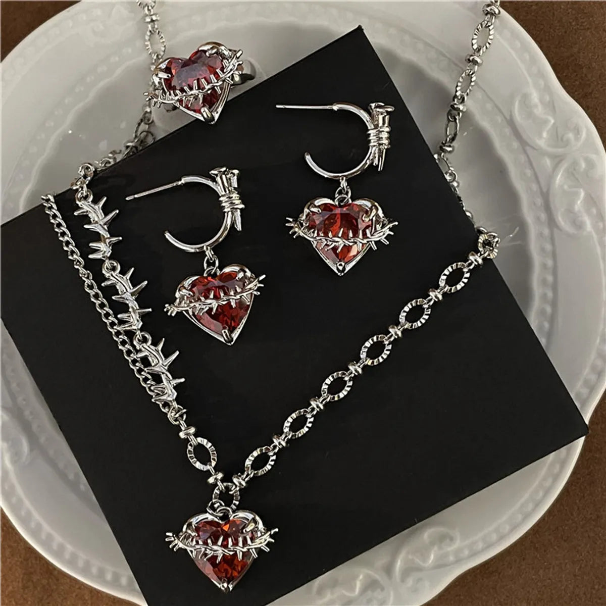 Wholesale Jewelry Fashion Heart Shape Iron Copper Zircon Plating Pendant Necklace