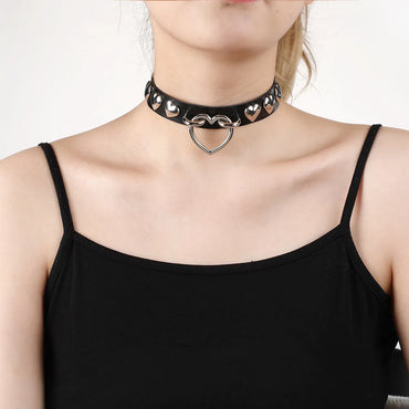 Fashion Heart Shape Metal Choker