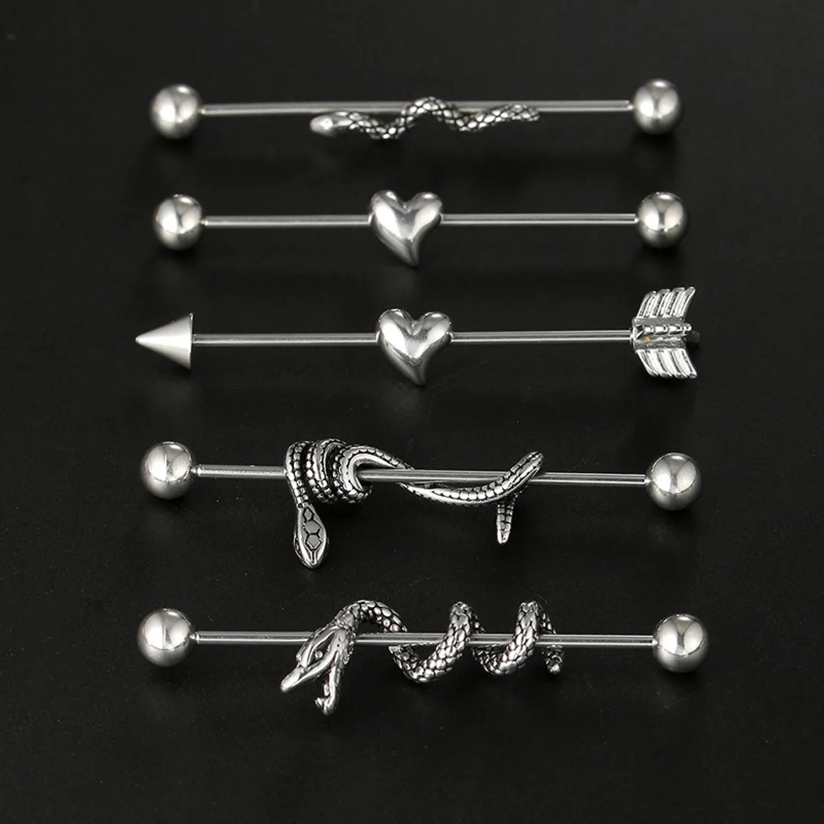 Fashion Heart Shape Snake Stainless Steel Ear Studs 1 Piece