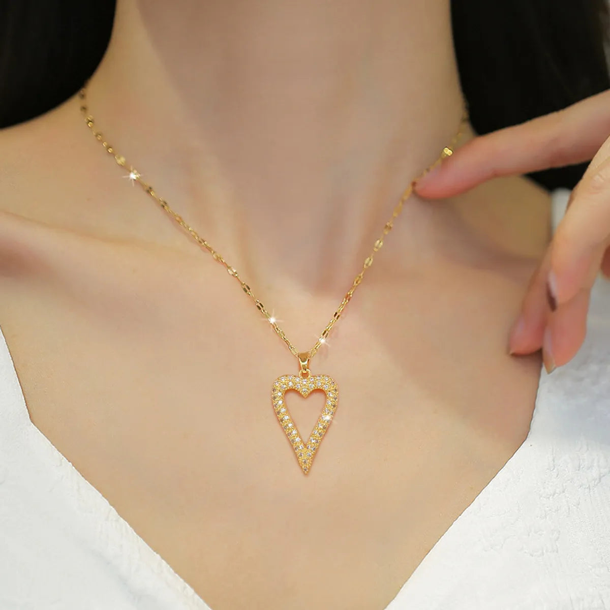 Fashion Heart Shape Stainless Steel Copper Plating Artificial Diamond Pendant Necklace