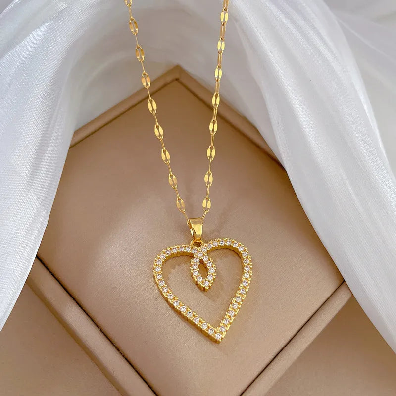 Fashion Heart Shape Stainless Steel Copper Plating Inlay Rhinestones Pendant Necklace