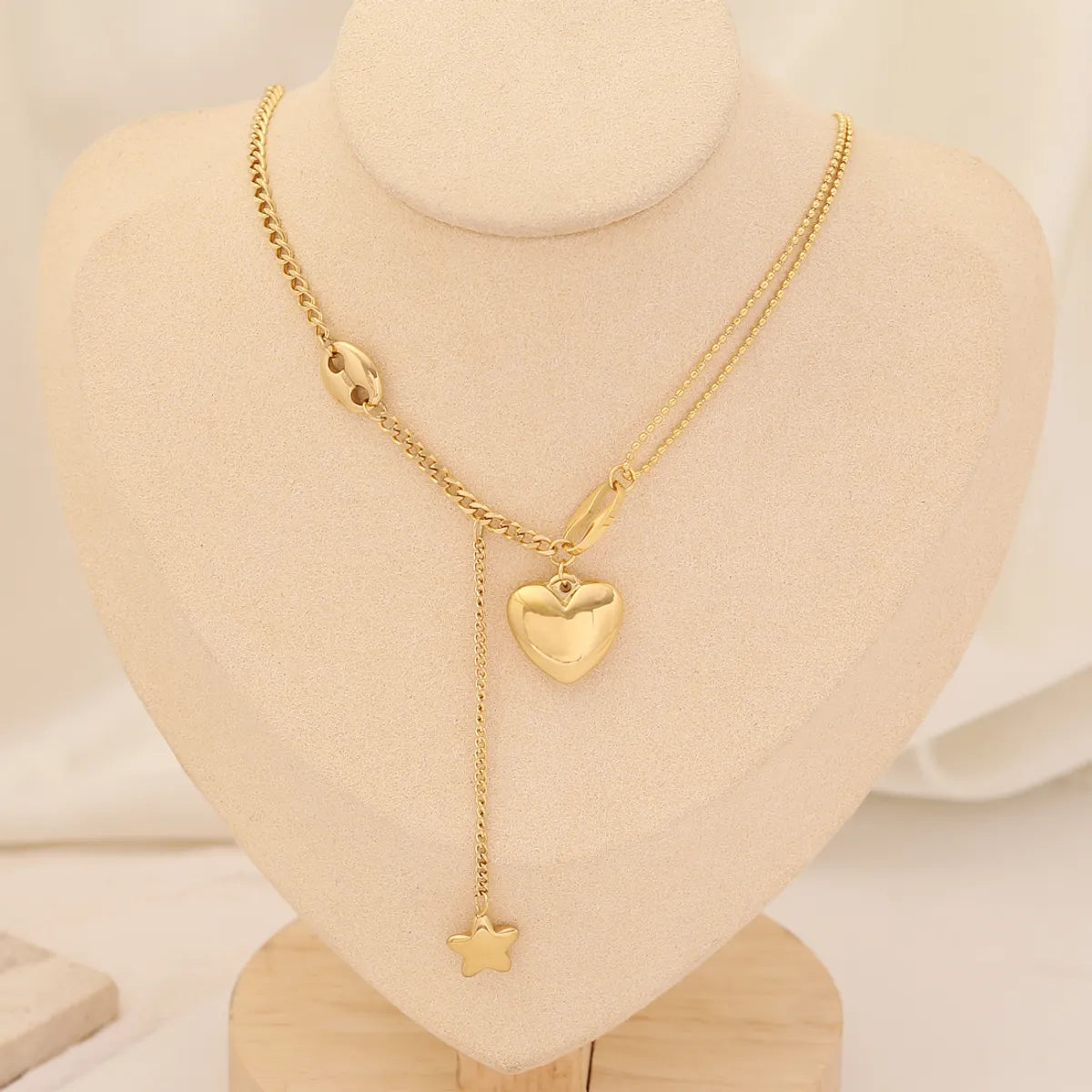 Fashion Heart Shape Stainless Steel Layered Necklaces Gold Plated Pearl Stainless Steel Necklaces 1 Piece