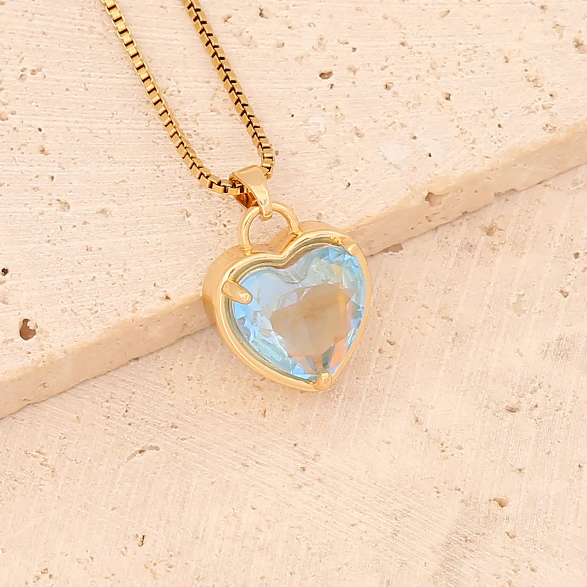 Fashion Heart Shape Stainless Steel Pendant Necklace Gold Plated Artificial Crystal Stainless Steel Necklaces 1 Piece