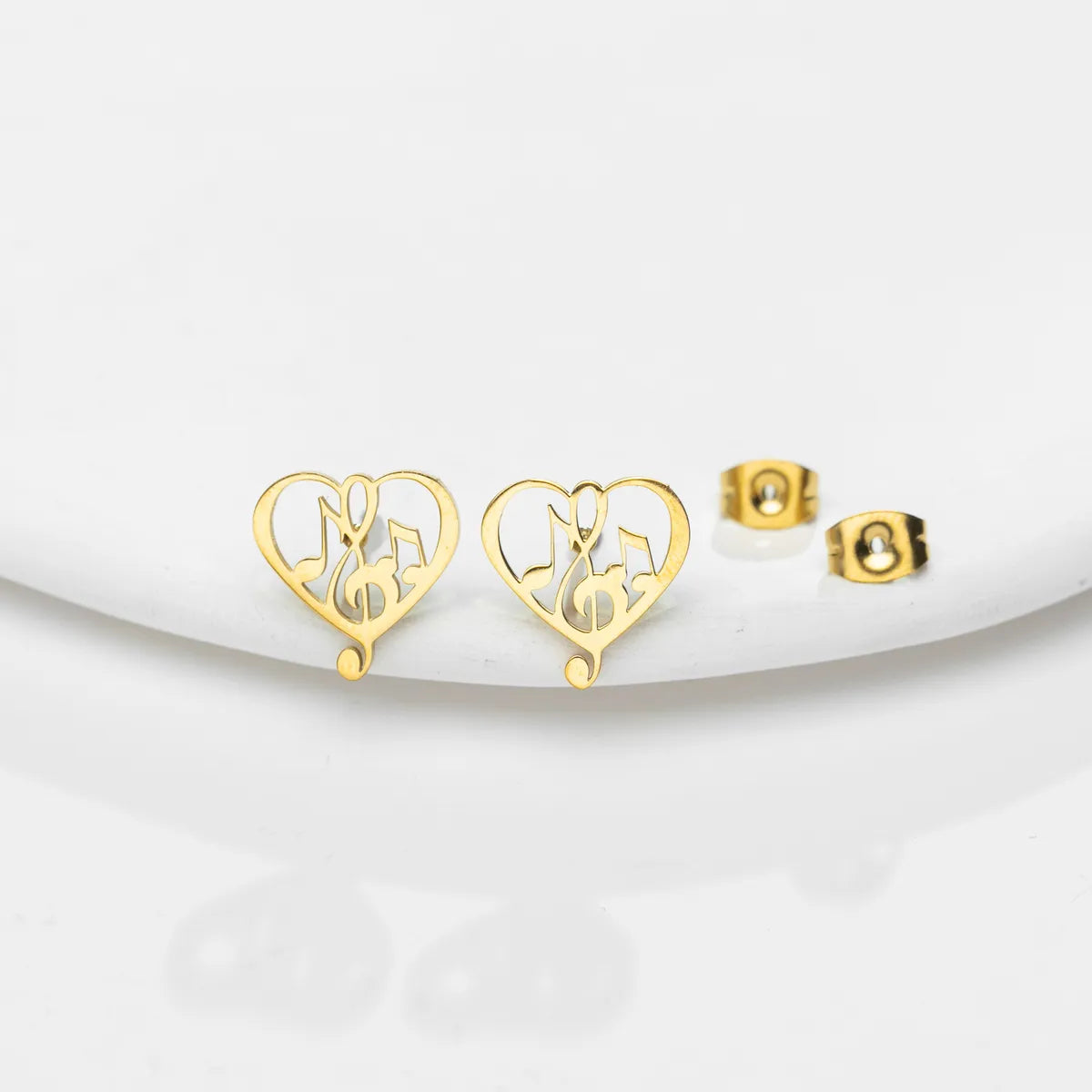 Fashion Heart Shape Plating 304 Stainless Steel No Inlaid 18K Gold Plated Ear Studs