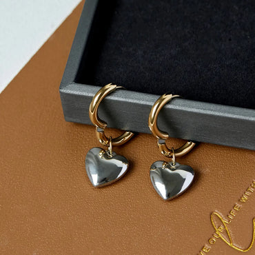 1 Pair Fashion Heart Shape Gold Plated Titanium Steel Gold Plated Earrings