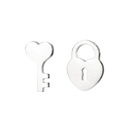 Fashion Heart Shape Titanium Steel Plating Ear Studs 1 Pair