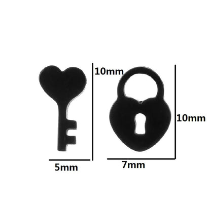 Fashion Heart Shape Titanium Steel Plating Ear Studs 1 Pair