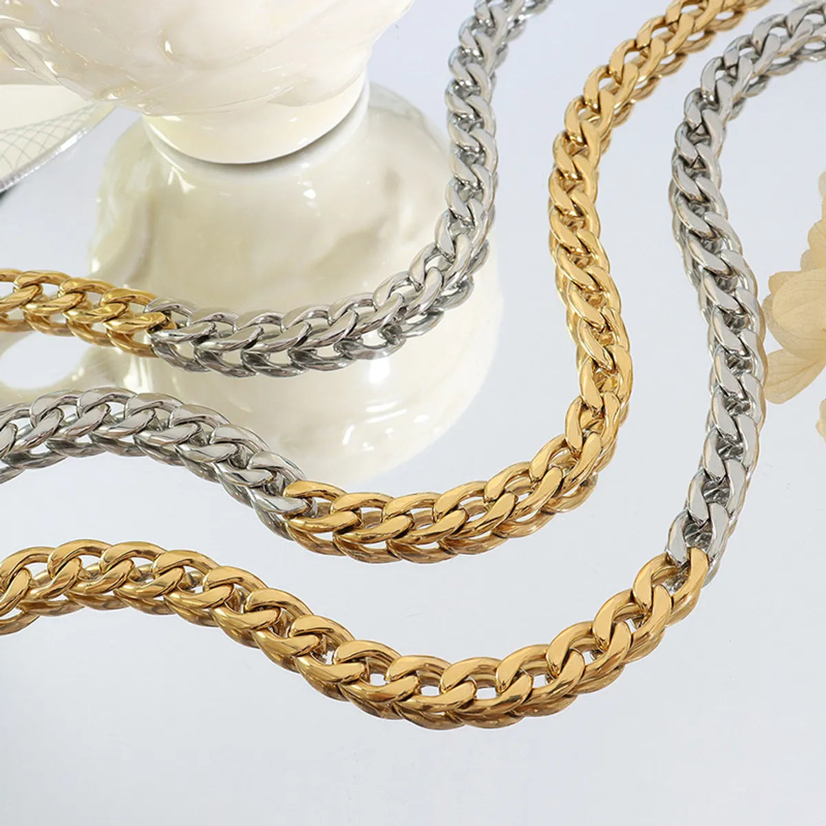 Fashion Hip Hop Metal Gold Steel Thick Chain Stitching Unisex Titanium Steel Necklace