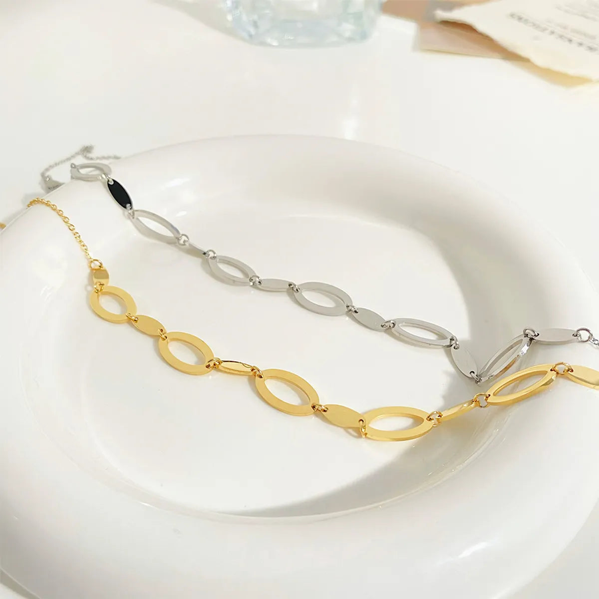 Fashion Hollow Oval Chain Stainless Steel Necklace