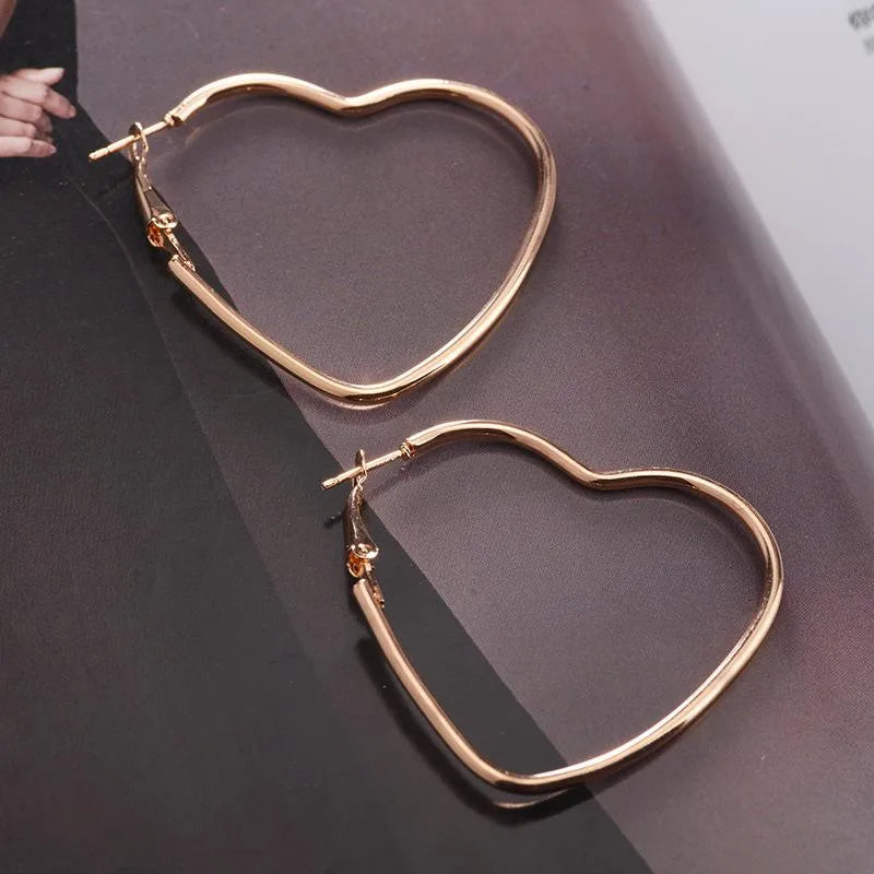 Fashion Hollow Peach Heart Love Earrings