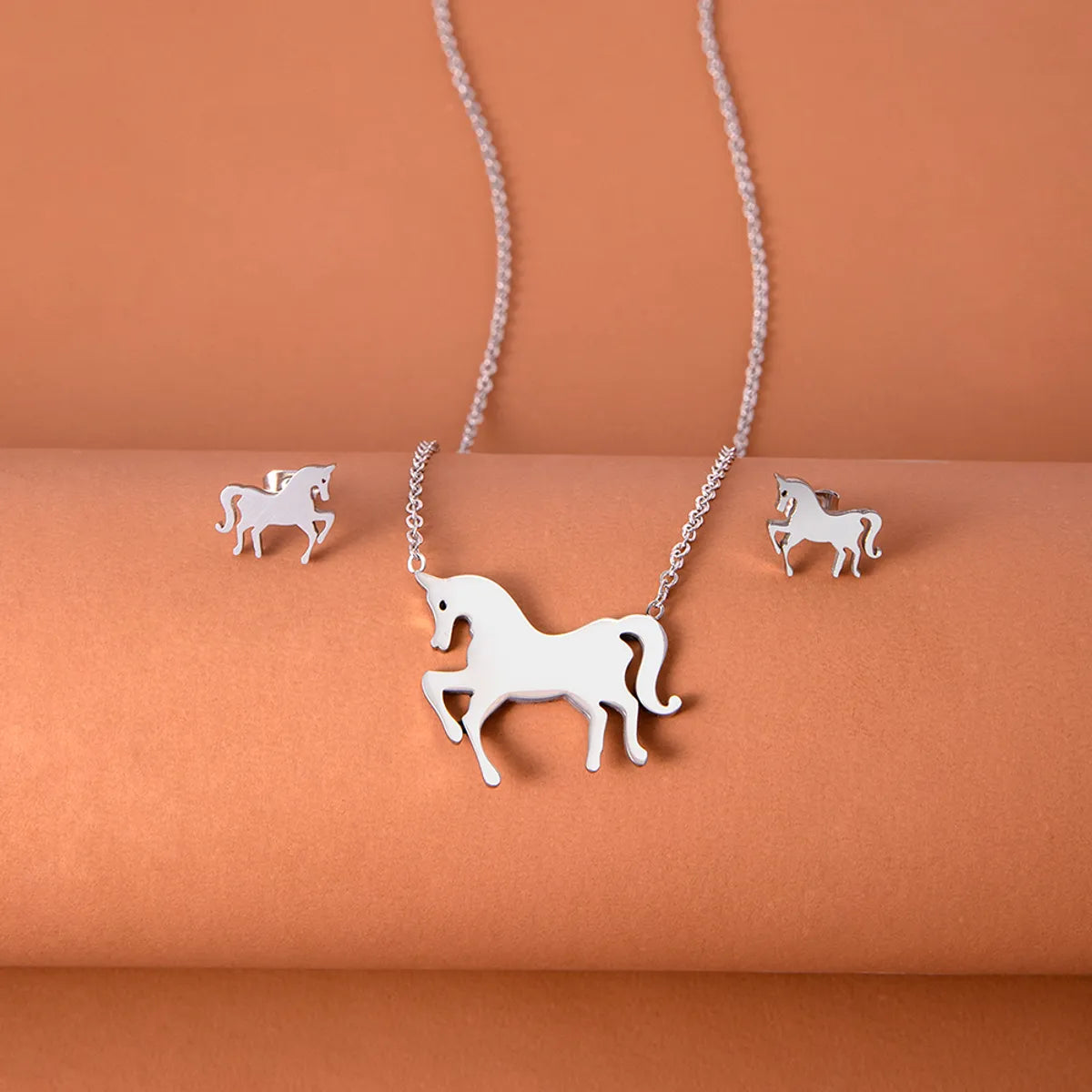 Fashion Horse Stainless Steel Plating Jewelry Set 1 Set