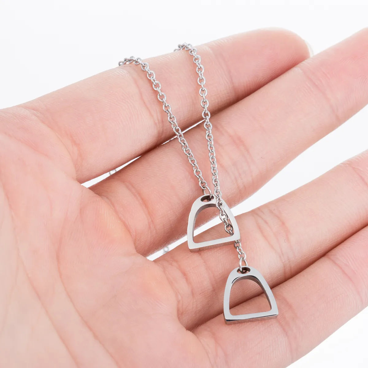 Fashion Horseshoe Stainless Steel Plating Pendant Necklace