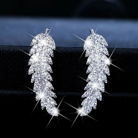 Fashion Inlaid Zircon Leaf Shaped Copper Earrings Wholesale