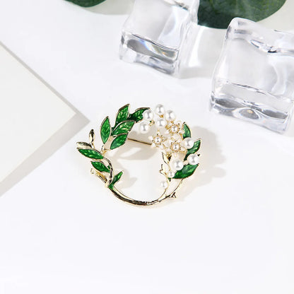 Fashion Leaf Alloy Inlay Artificial Pearls Unisex Brooches