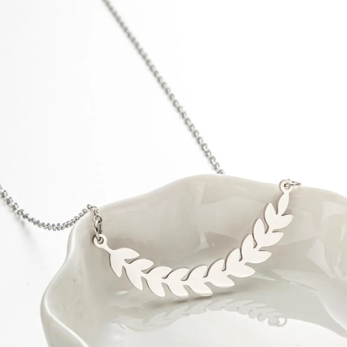 Fashion Leaf Stainless Steel Plating Necklace 1 Piece