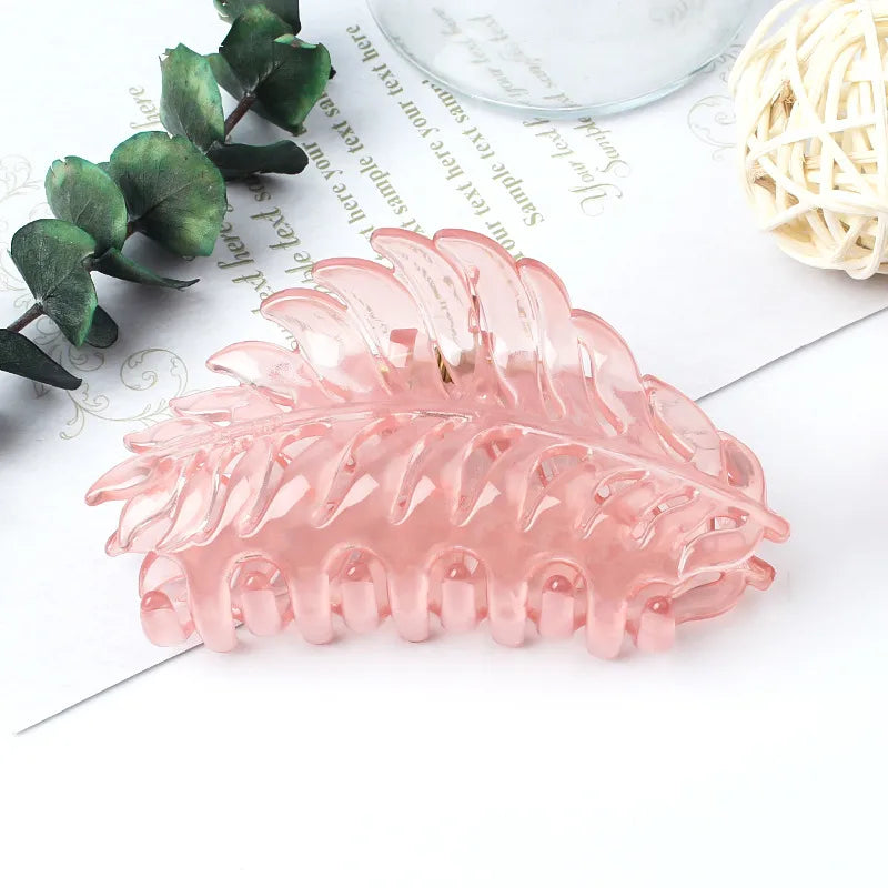 Fashion Leaves Plastic Resin Stoving Varnish Hair Claws 1 Piece