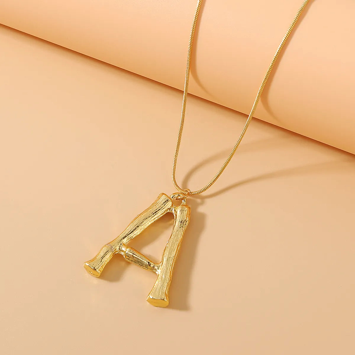 Fashion Letter Alloy Plating Women'S Pendant Necklace