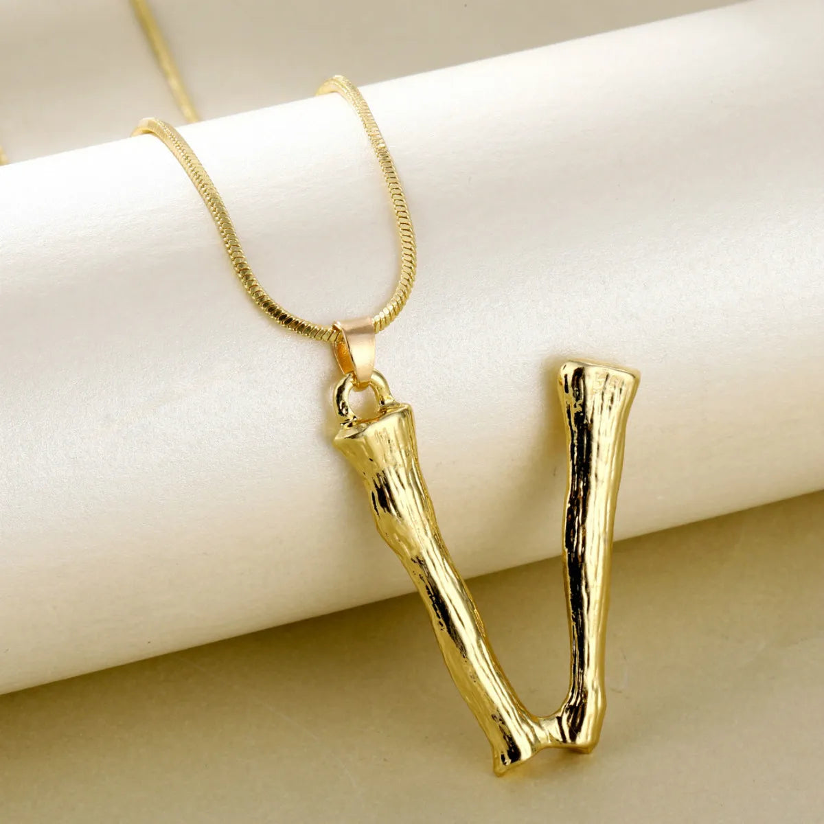 Fashion Letter Alloy Plating Women'S Pendant Necklace