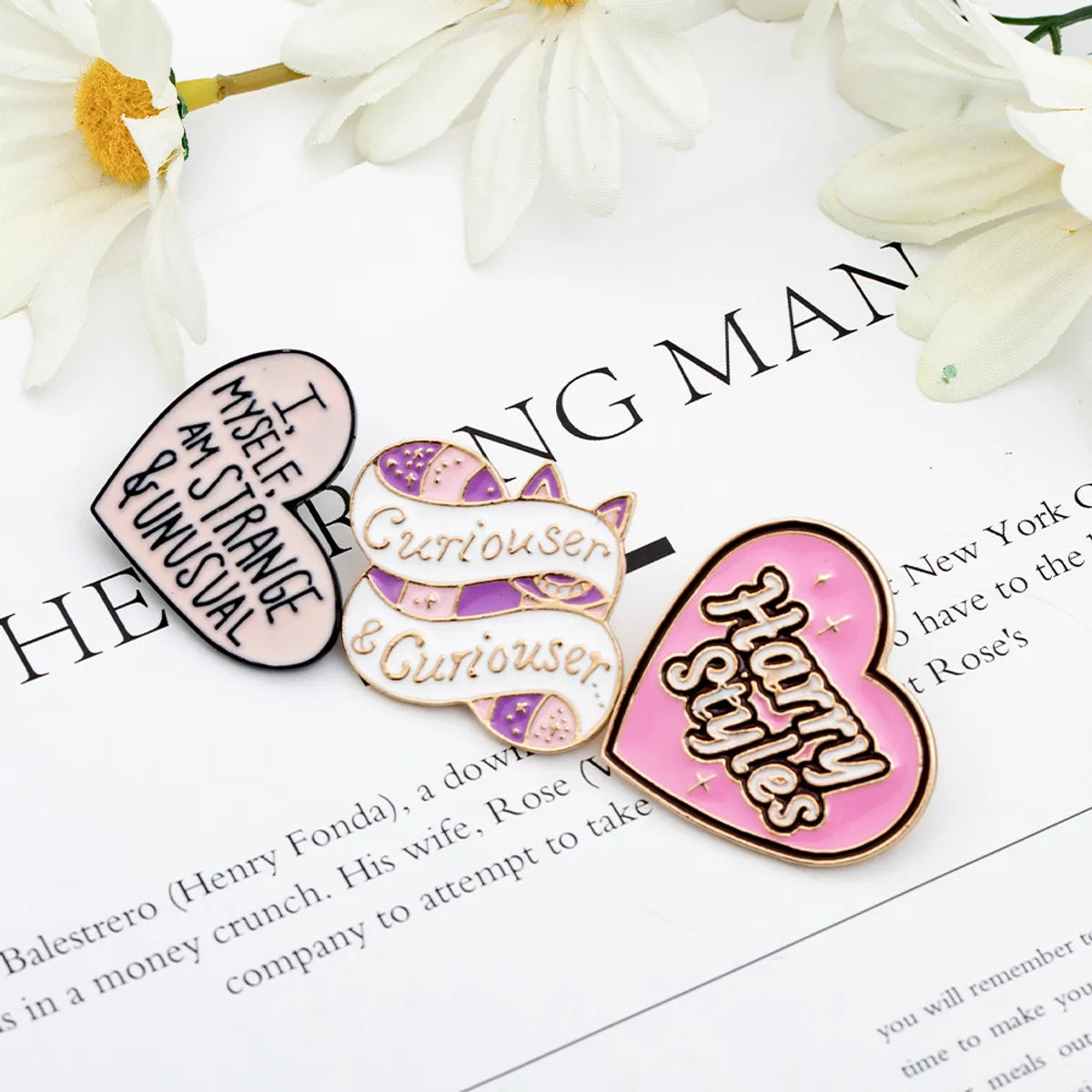 Fashion Letter Heart Shape Alloy Enamel Unisex Brooches