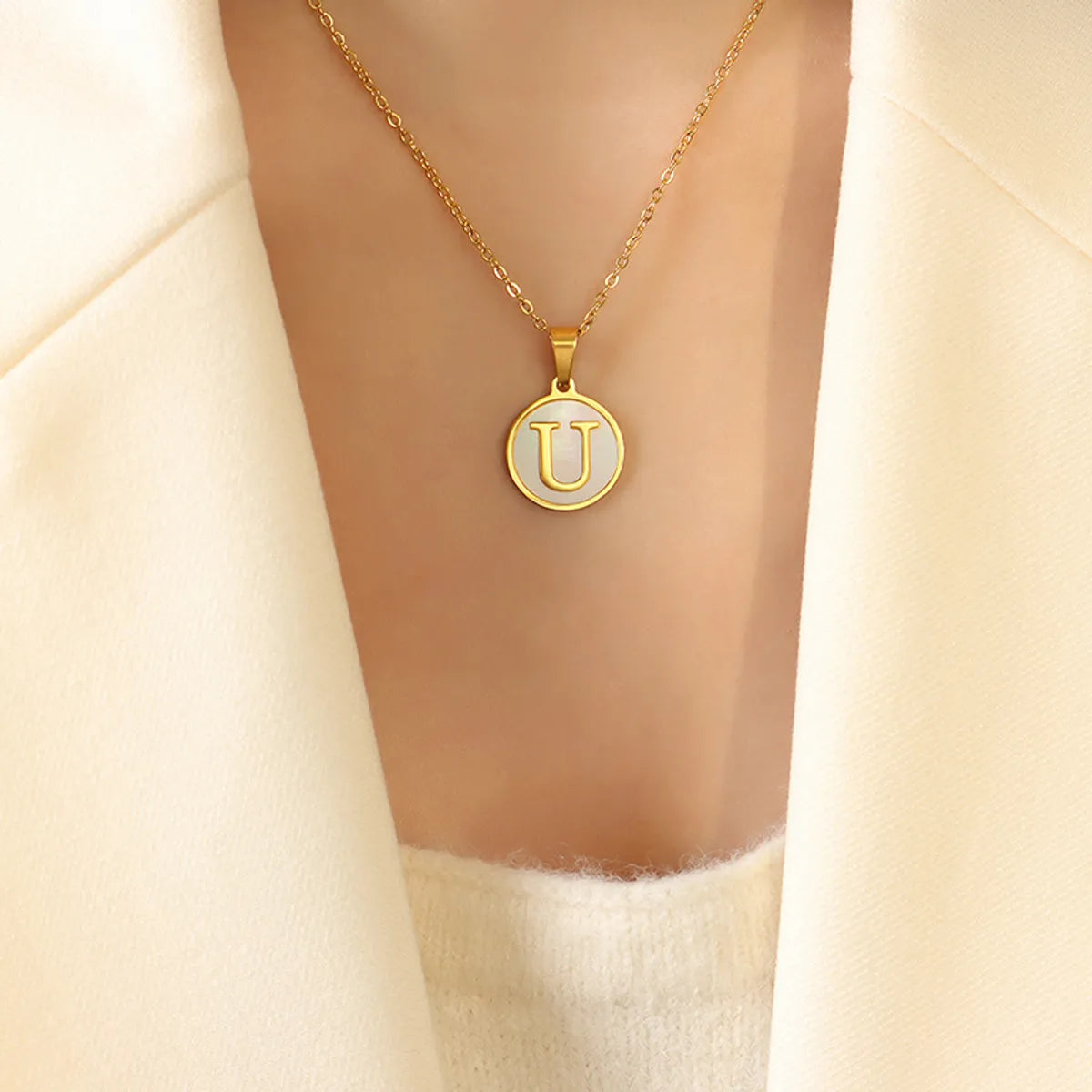 Wholesale Jewelry Fashion Letter 304 Stainless Steel Shell 18K Gold Plated Plating Pendant Necklace