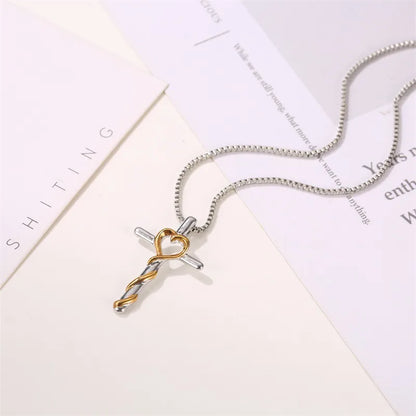 Fashion Love-Shaped Classic Cross Pendant Clavicle Chain Ladies Necklace