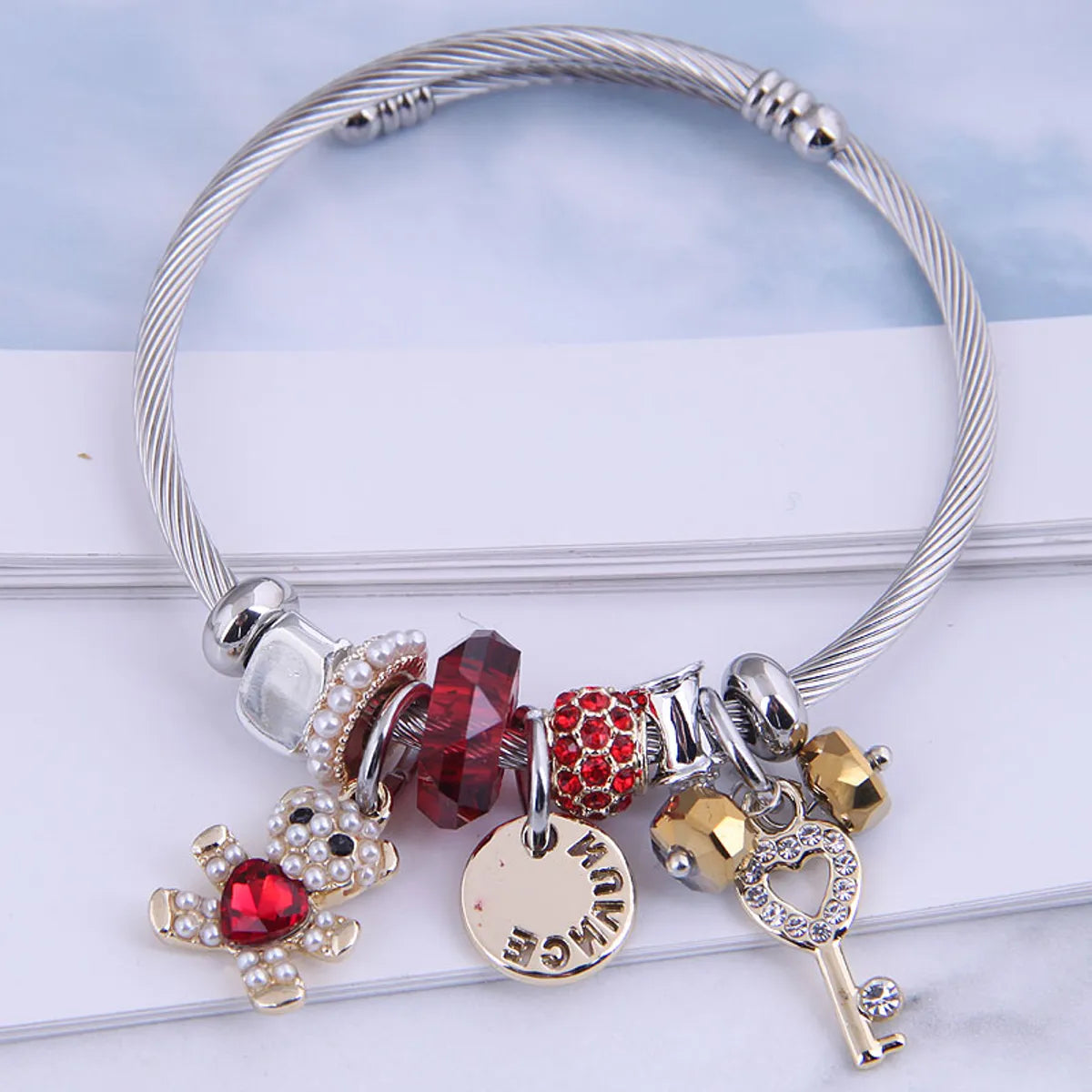 Fashion Metal Bear Disc Bracelet