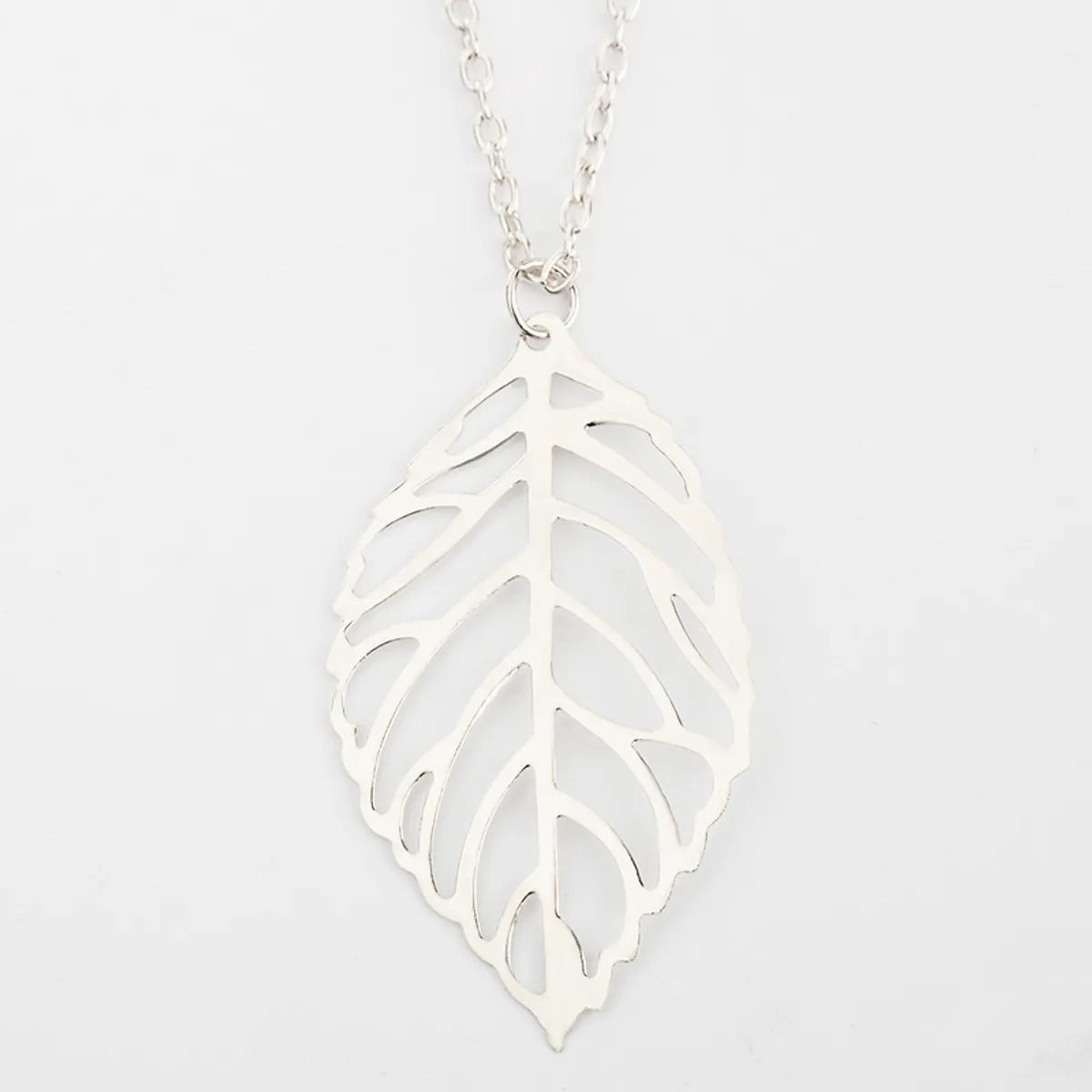 Fashion Metal Colorful Hollow Tree Leaf Two Large Leaf Pendant Necklace