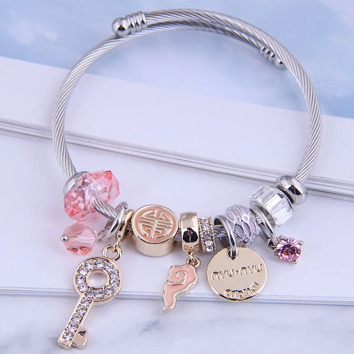 Fashion Metal Lock Bracelet