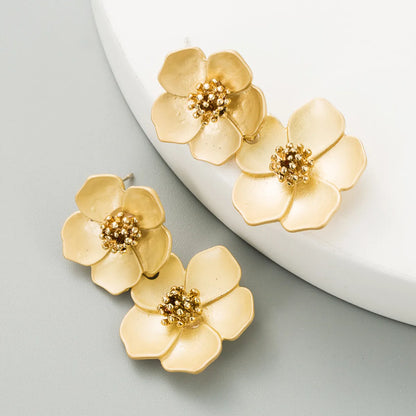 Fashion Flower Stoving Varnish Alloy Earrings