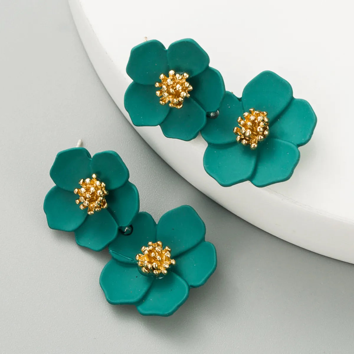 Fashion Flower Stoving Varnish Alloy Earrings