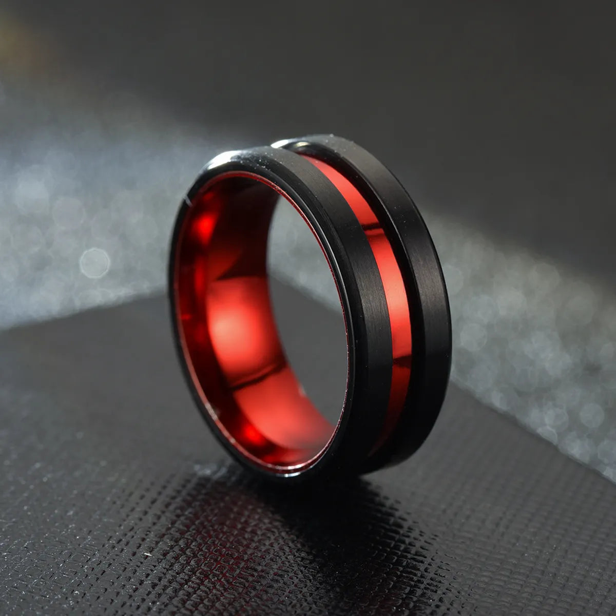 Fashion New  Aristocratic Red Slotted Black  Ring