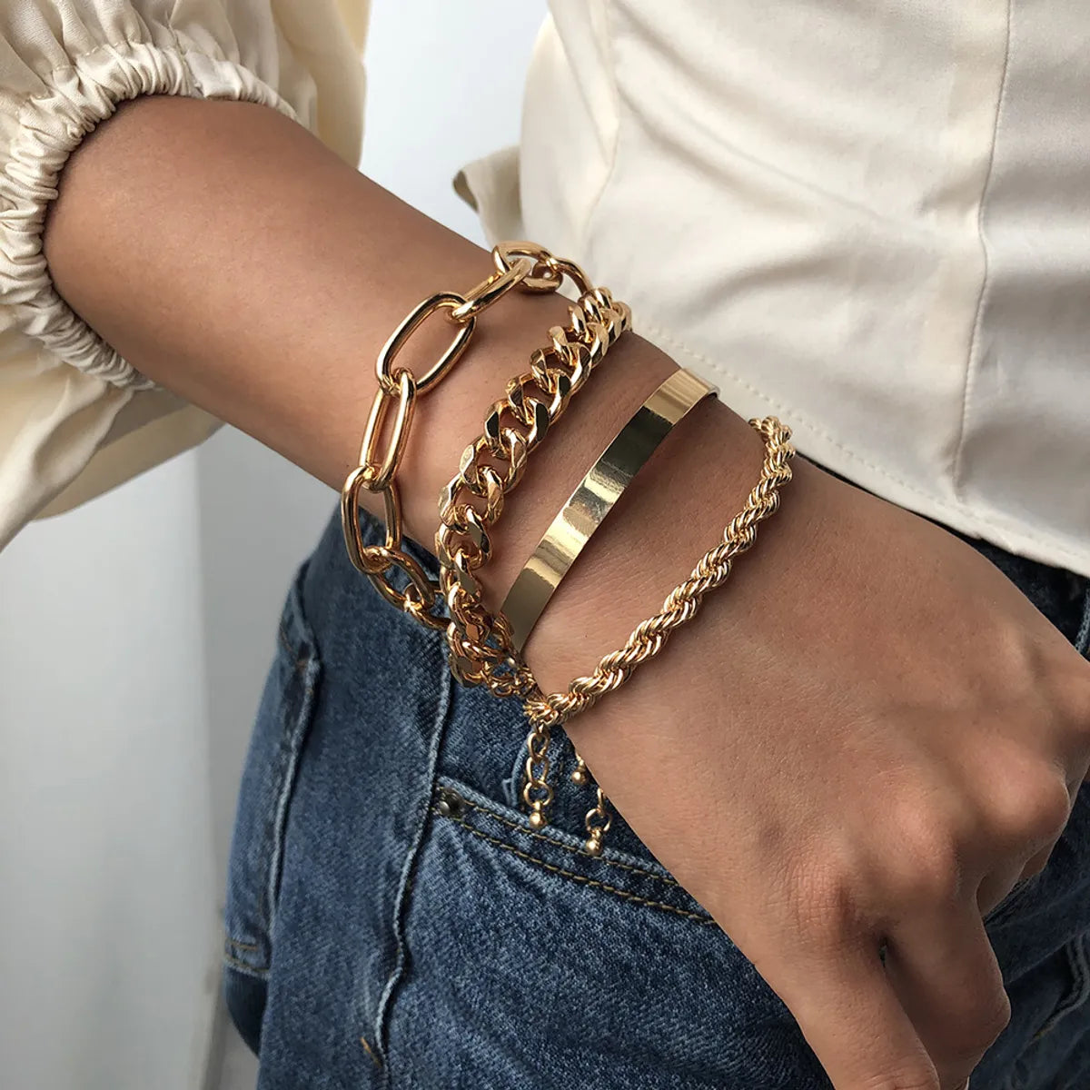 Fashion New Women's Bracelet Alloy Thick Bracelet Fashion Gold Bracelet Gooddiy