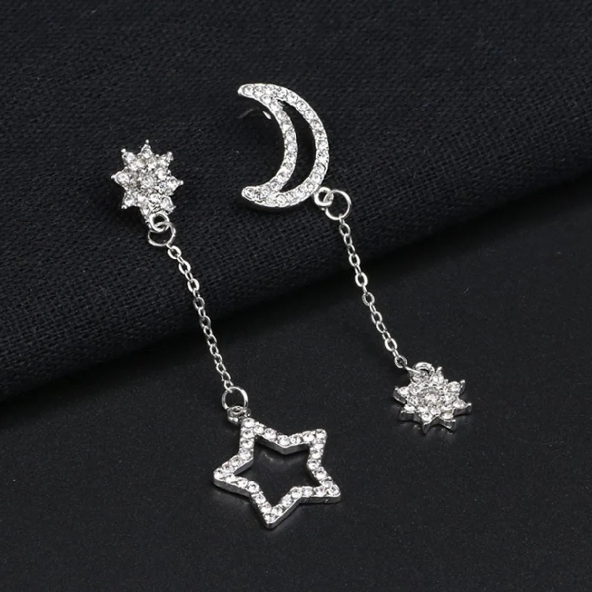 Fashion Ornament Inlay Rhinestone  Asymmetric Star And Moon Stud Earring