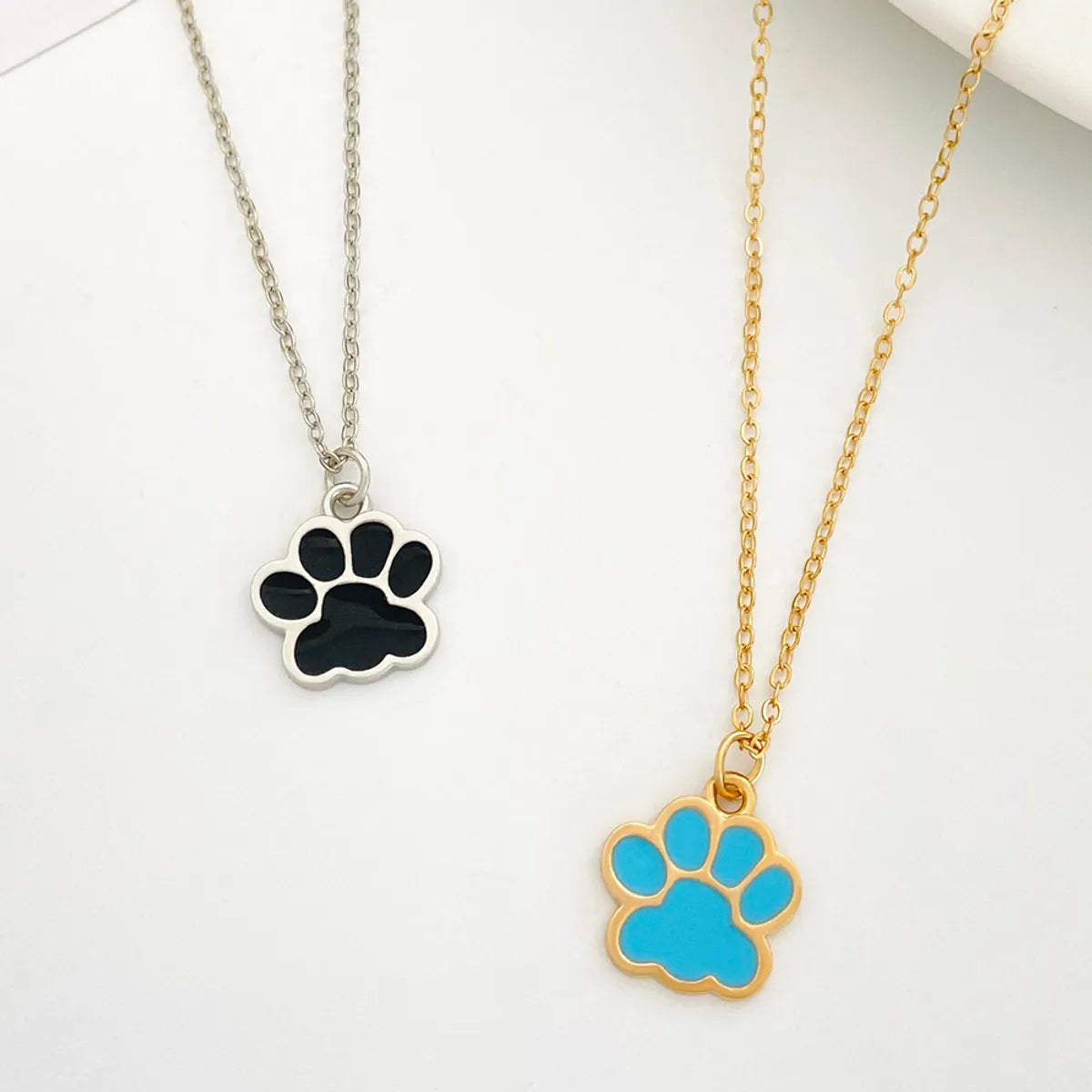 Fashion Paw Print Alloy Enamel Plating Unisex Pendant Necklace