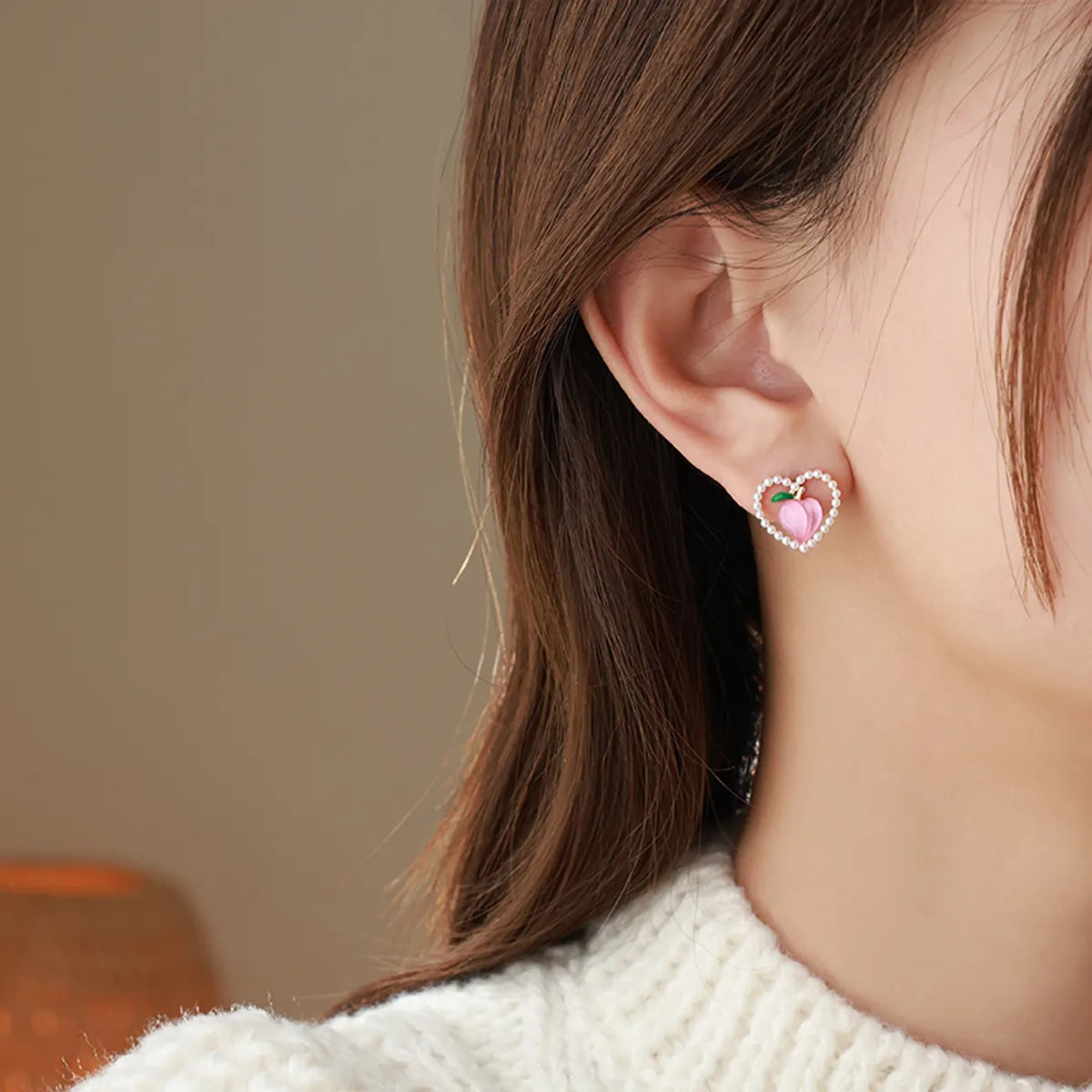 Fashion Peach Women Cute Pearl Hearth-shaped Alloy Stud Earrings