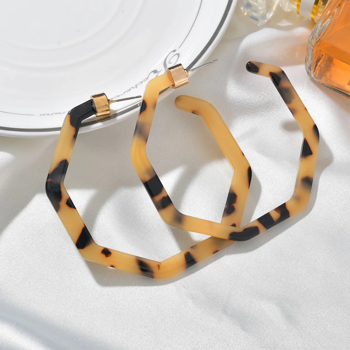 Fashion Polygon Tortoiseshell Earrings