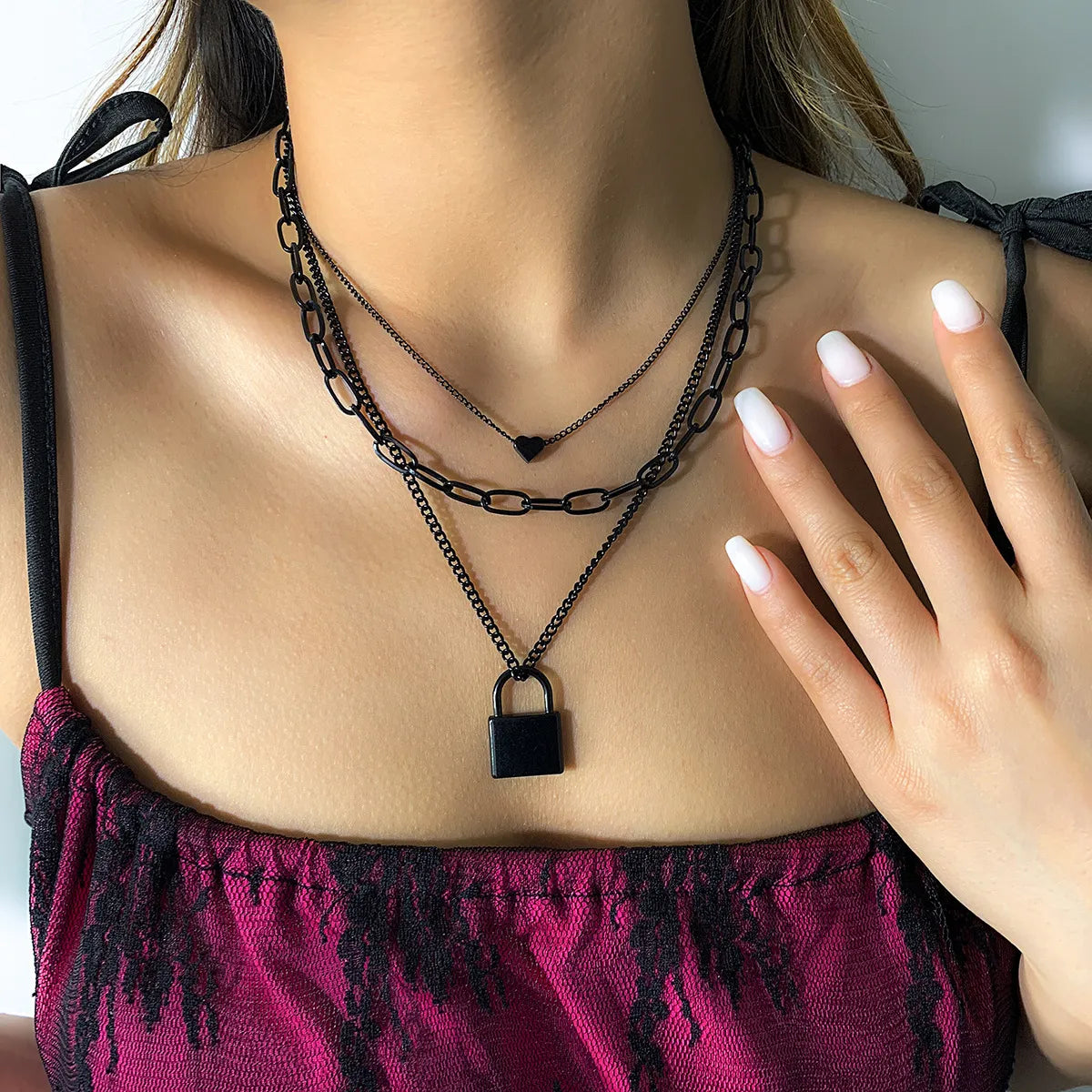 Fashion Punk Black Cross Chain Geometric Heart Lock Shaped Alloy Necklace