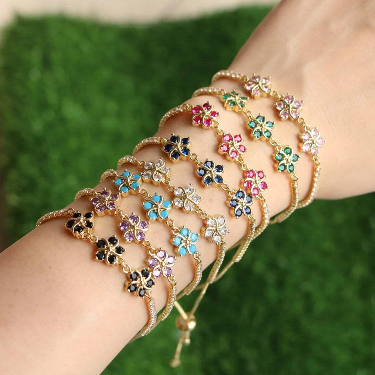 Fashion Retro Color Diamond Flowers Adjustable Bracelet